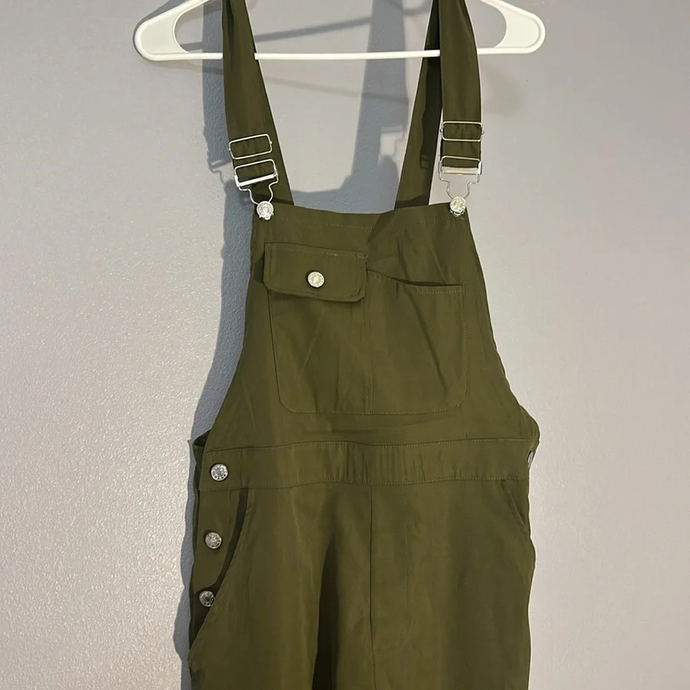 Overalls - Picture 2 of 4